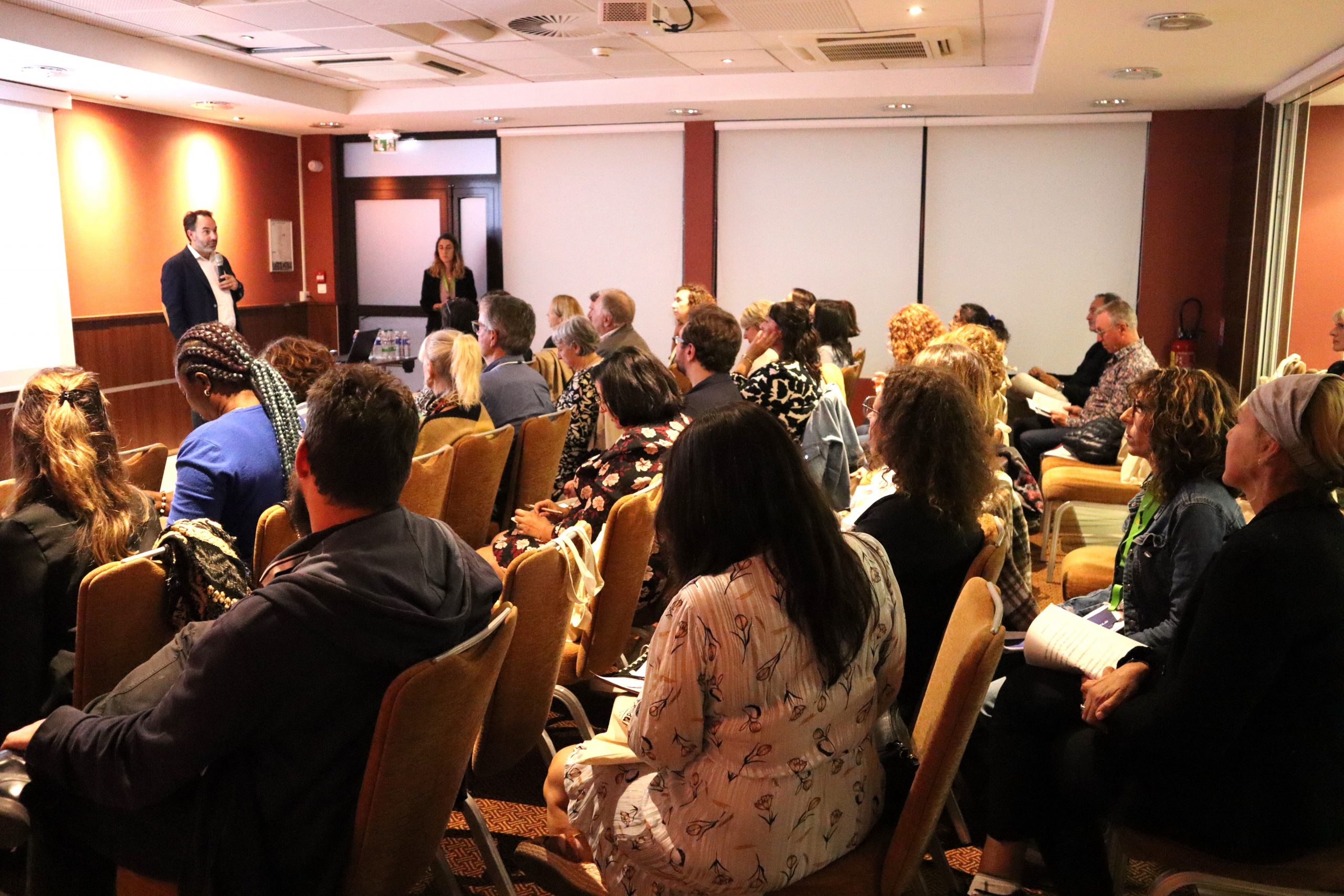 https://ajl-asso.fr/lachenaud/wp-content/uploads/sites/2/2024/10/colloque8-scaled.jpg